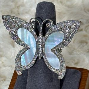 🔥SALE 4/$25 🦋Butterfly Iridescent Stone Fashion Ring with Stretchy Band
